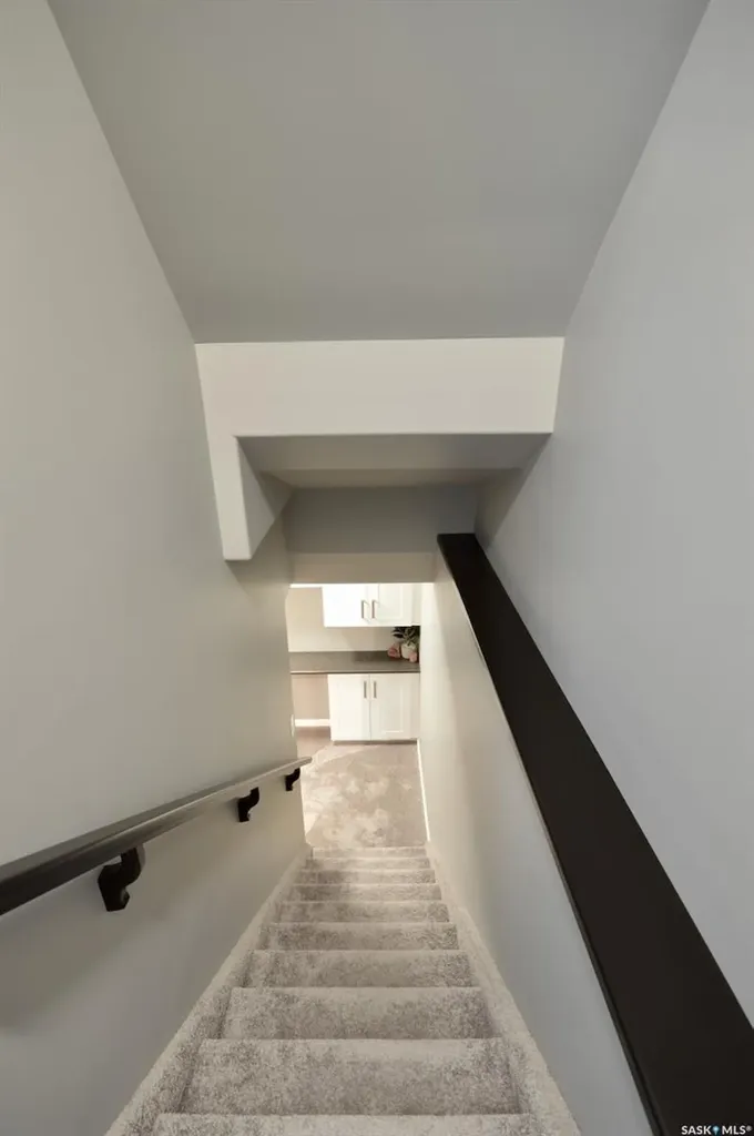 414 Veltkamp Crescent Saskatoon SK S7T 0S2