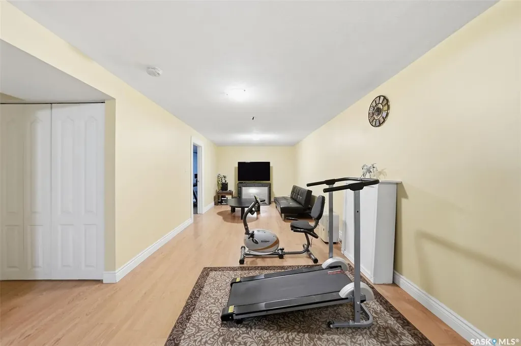 10 Dominion Crescent Saskatoon SK S7L 4N7