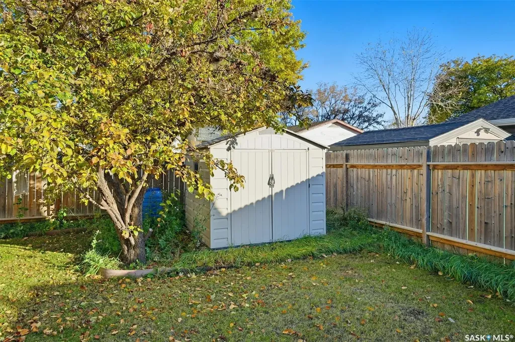 10 Dominion Crescent Saskatoon SK S7L 4N7