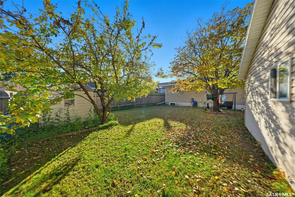 10 Dominion Crescent Saskatoon SK S7L 4N7