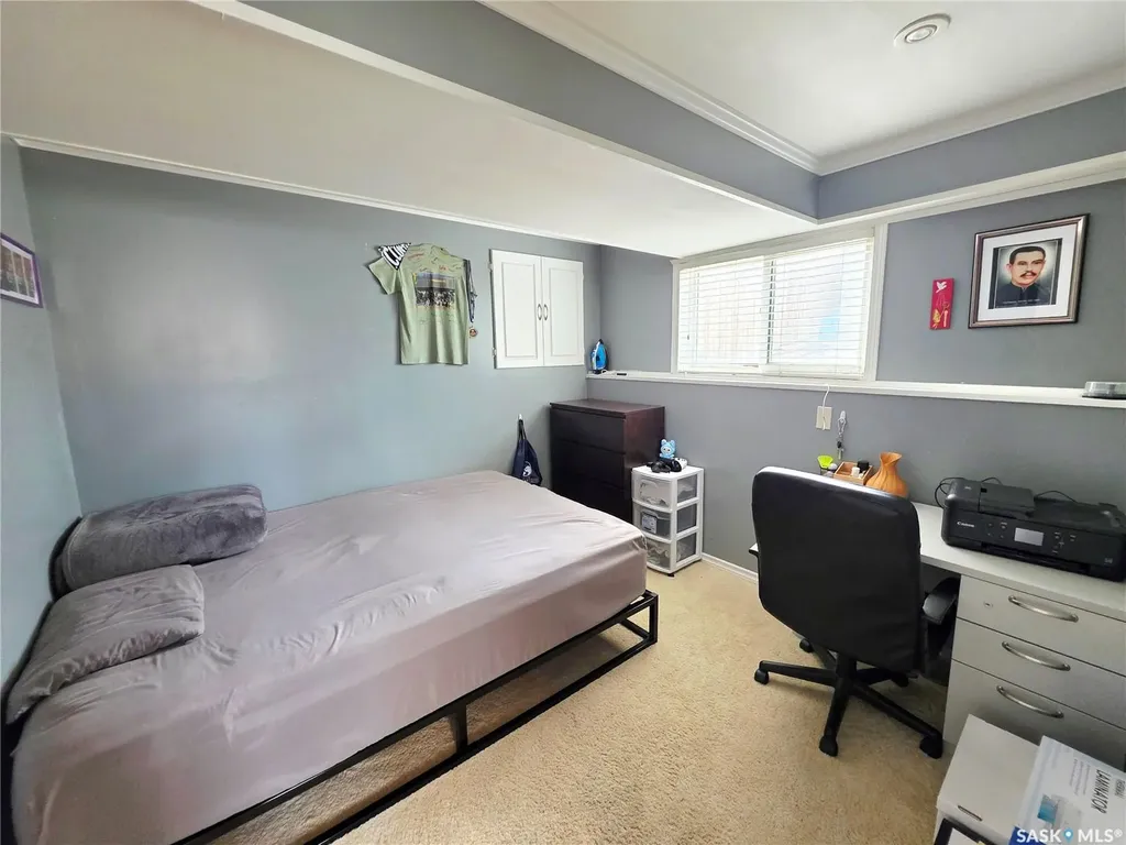 155 Carter Crescent Saskatoon SK S7L 7K4