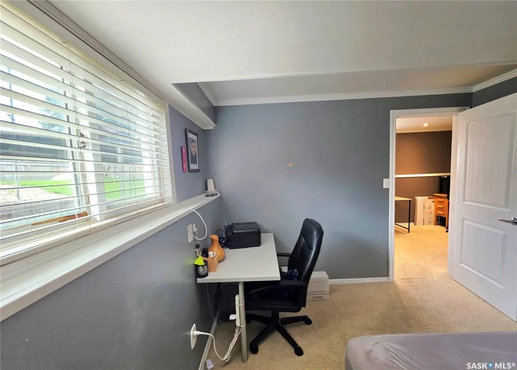 155 Carter Crescent Saskatoon SK S7L 7K4