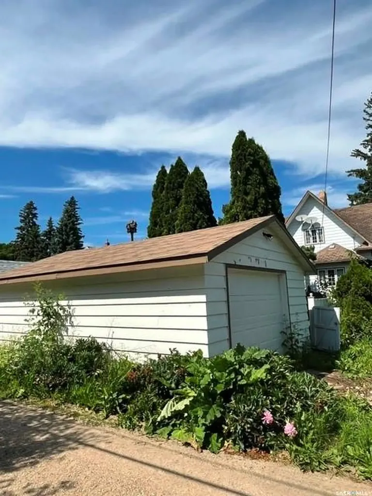 505 Macleod Avenue W Melfort SK S0E 1A0
