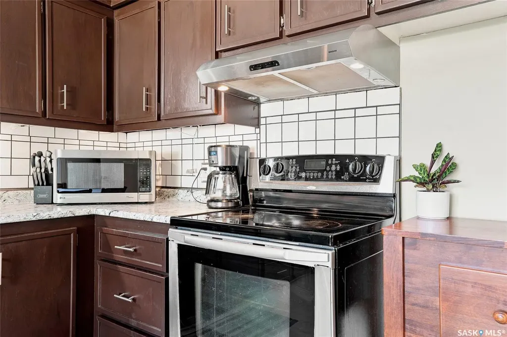 118 Evans Street Saskatoon SK S7N 2B2