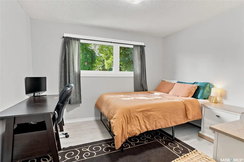 118 Evans Street Saskatoon SK S7N 2B2