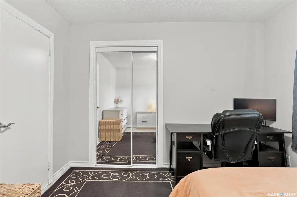 118 Evans Street Saskatoon SK S7N 2B2