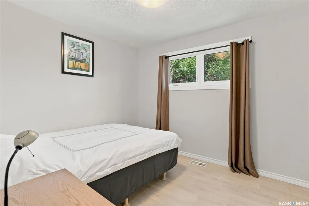 118 Evans Street Saskatoon SK S7N 2B2