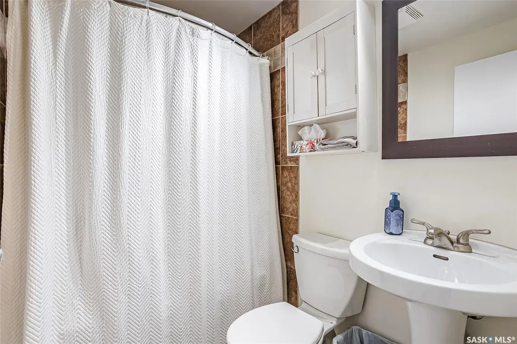 118 Evans Street Saskatoon SK S7N 2B2