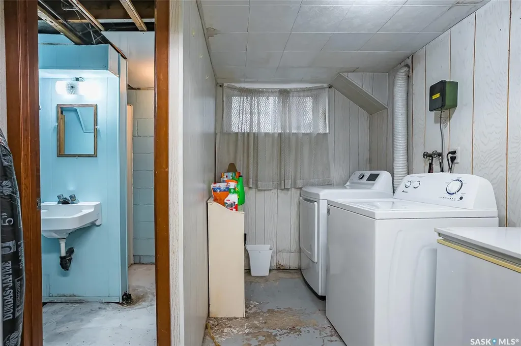 118 Evans Street Saskatoon SK S7N 2B2