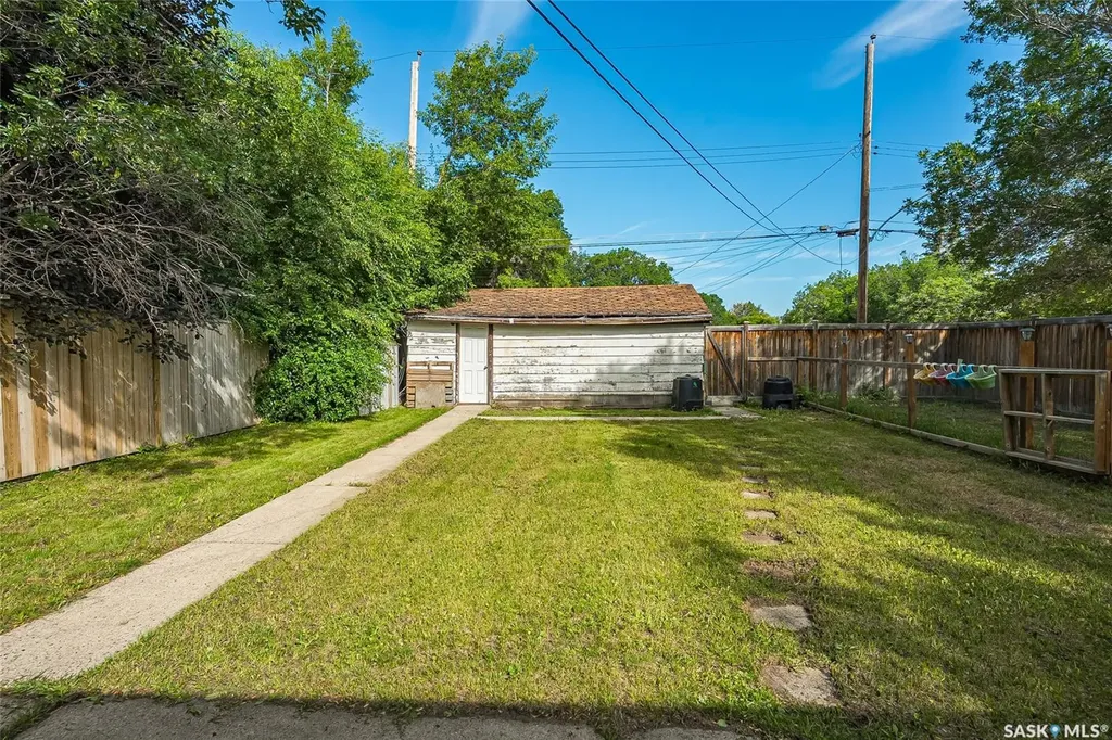 118 Evans Street Saskatoon SK S7N 2B2