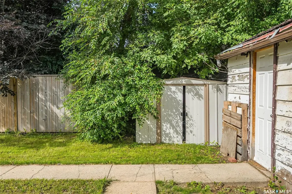 118 Evans Street Saskatoon SK S7N 2B2