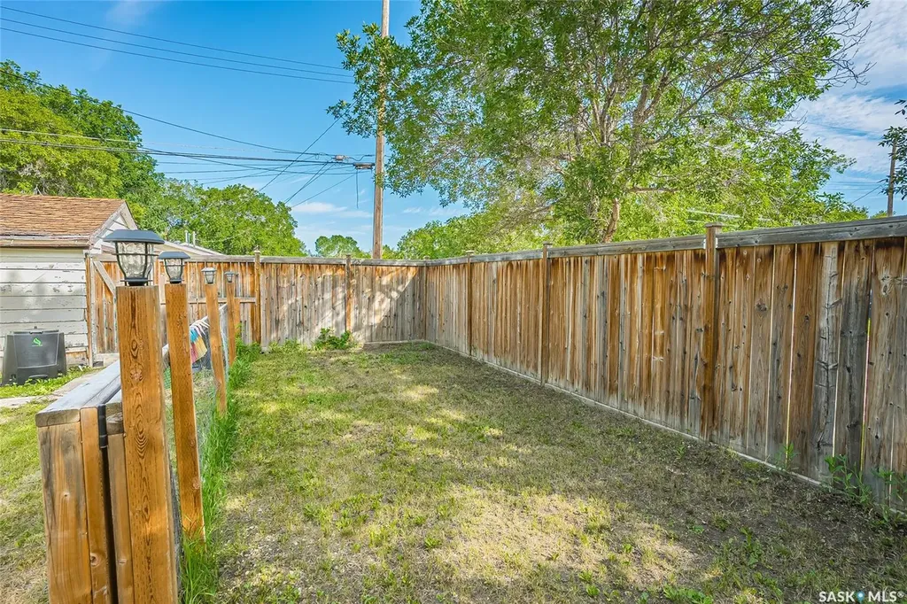 118 Evans Street Saskatoon SK S7N 2B2