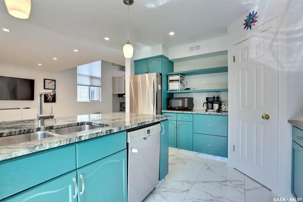 3544 Basswood Grove Regina SK S4V 2T5
