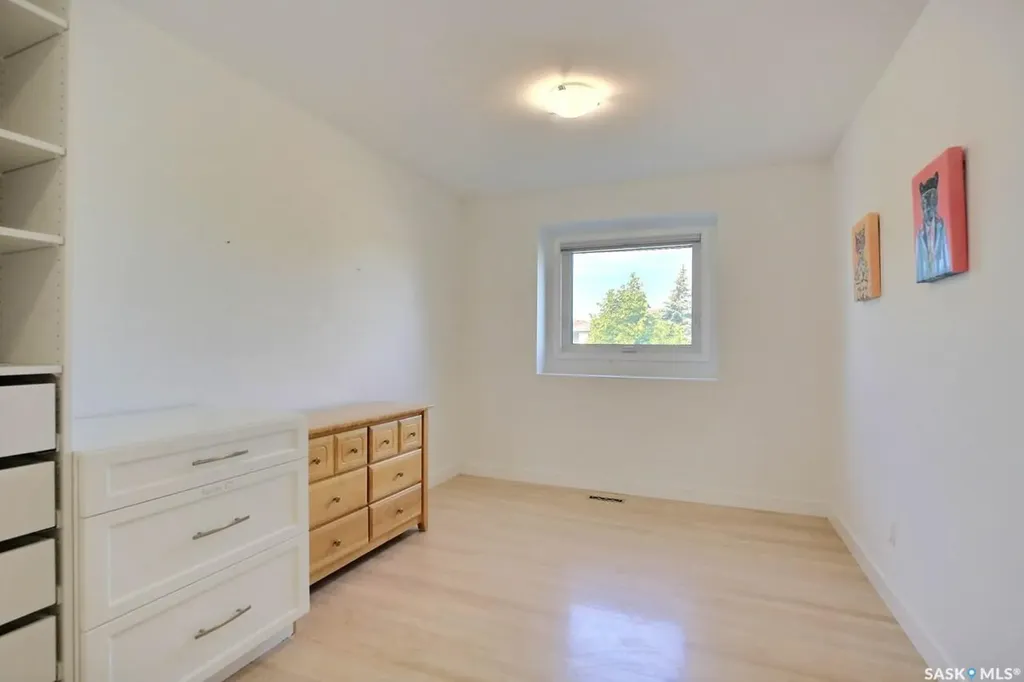 3544 Basswood Grove Regina SK S4V 2T5