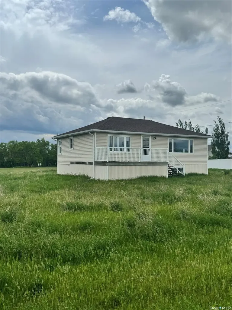 603 5th Avenue Griffin SK S0C 1G0