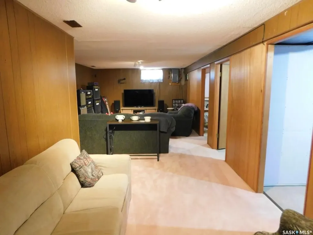 41 Kasper Crescent Assiniboia SK S0H 0B0