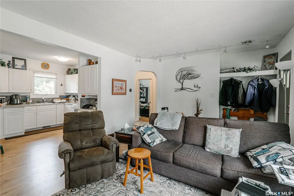 127 107th Street W Saskatoon SK S7N 1P2