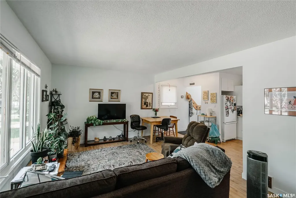 127 107th Street W Saskatoon SK S7N 1P2