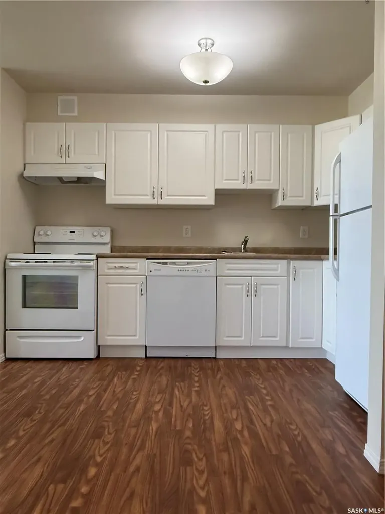 680 7th Avenue E Melville SK S0A 2P1