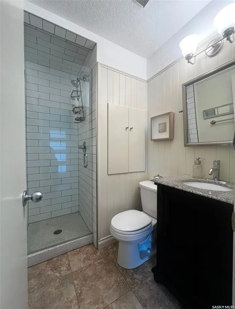 1183 George Street E Swift Current SK S9H 1Z5