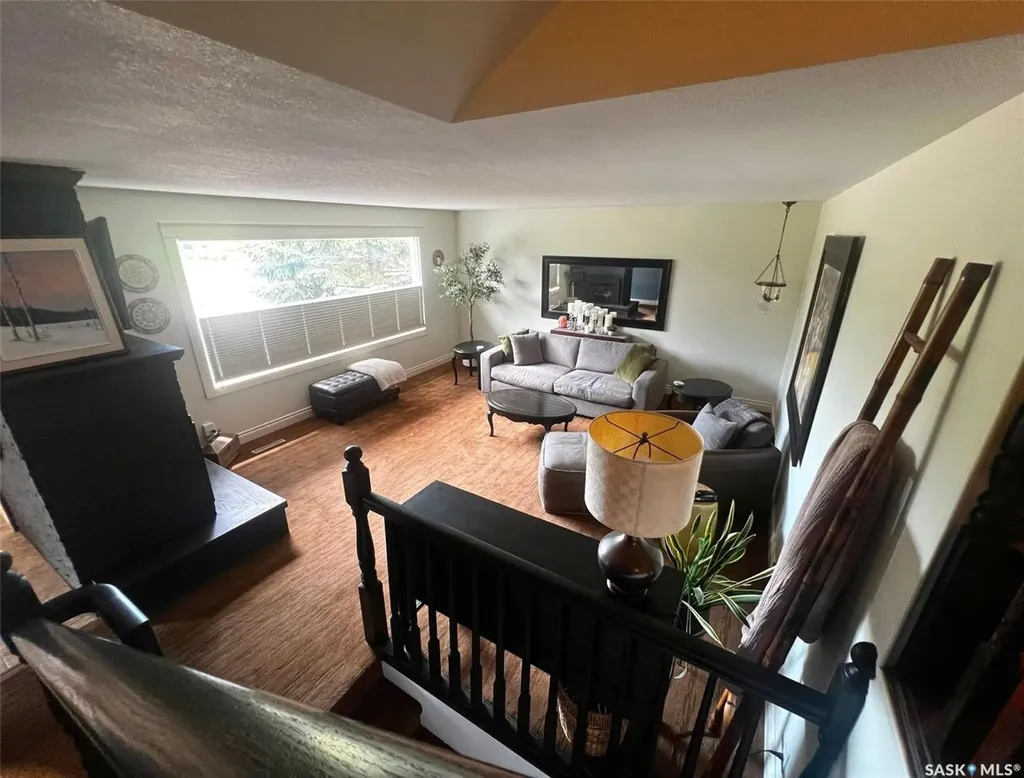 1183 George Street E Swift Current SK S9H 1Z5