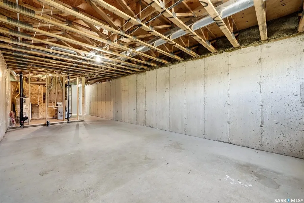 3960 7th Avenue E Regina SK S4N 7L9