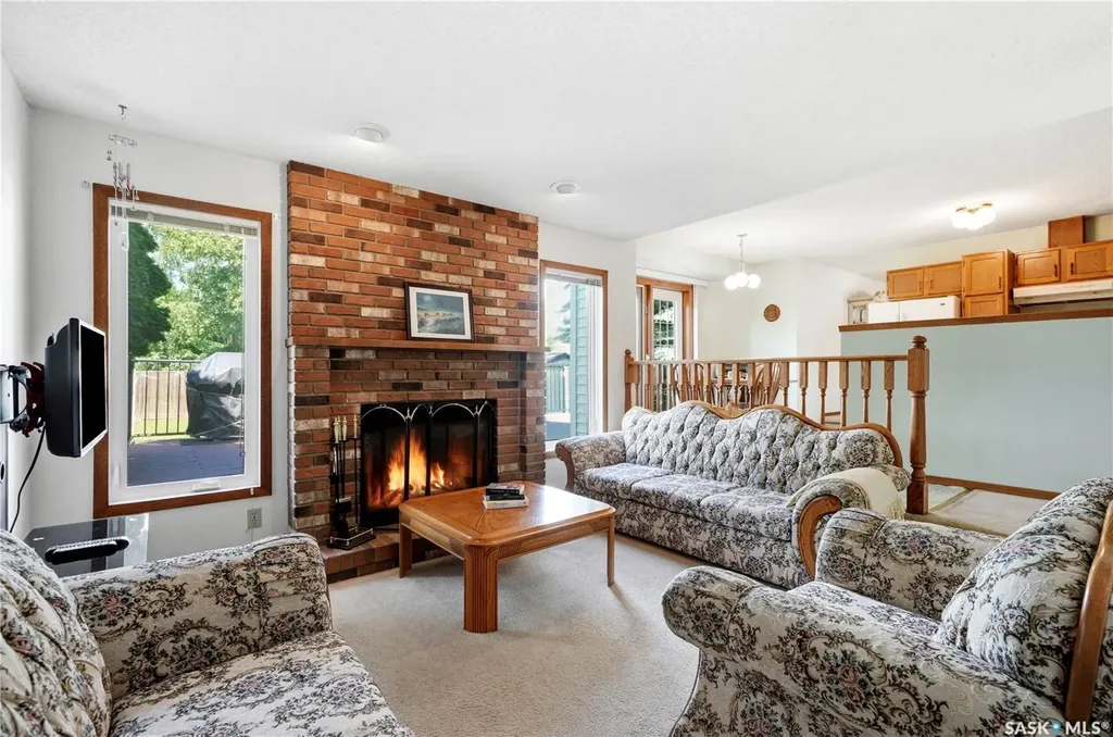 818 Spencer Lane Saskatoon SK S7K 7T5