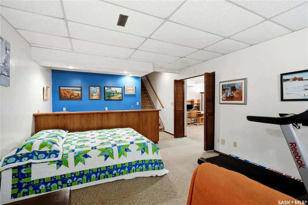 818 Spencer Lane Saskatoon SK S7K 7T5