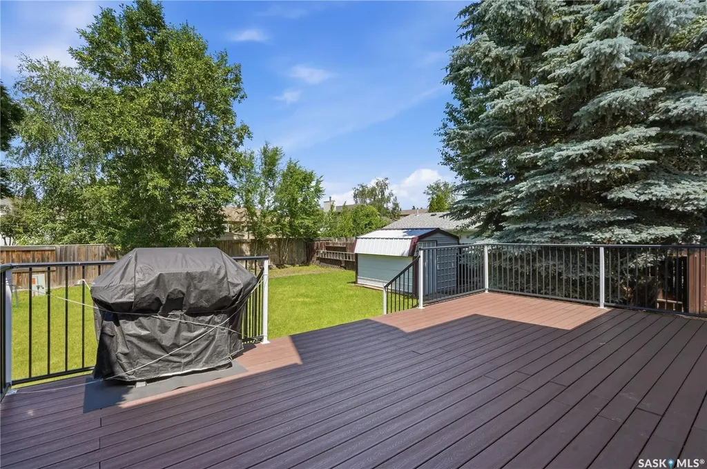 818 Spencer Lane Saskatoon SK S7K 7T5