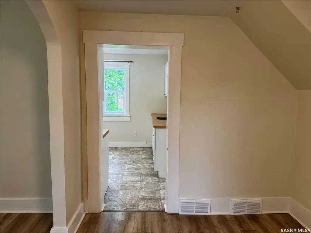 431 G Avenue S Saskatoon SK S7M 1V5
