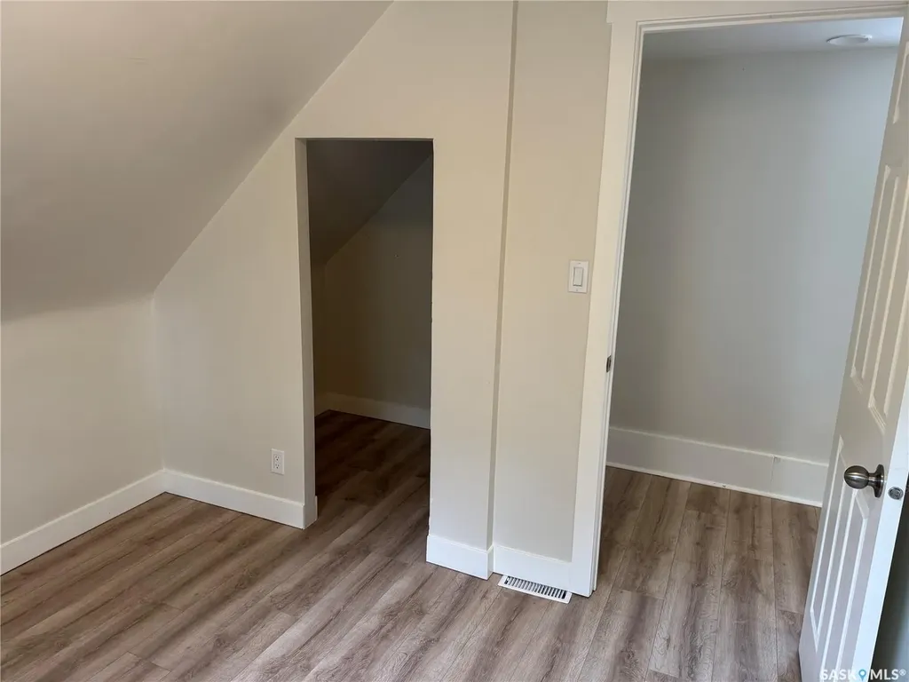 431 G Avenue S Saskatoon SK S7M 1V5