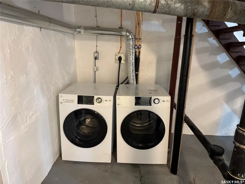 431 G Avenue S Saskatoon SK S7M 1V5