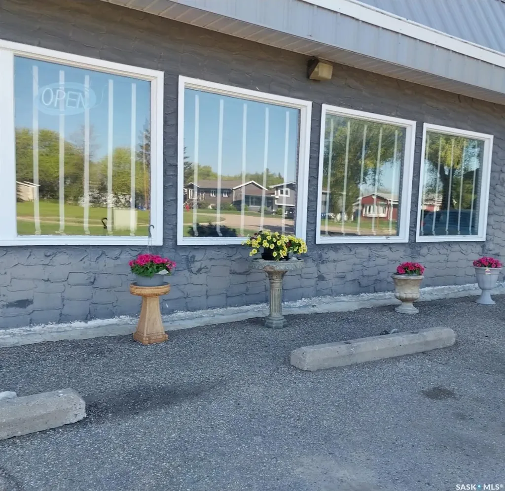 702 3rd Avenue W Melville SK S0A 2P0