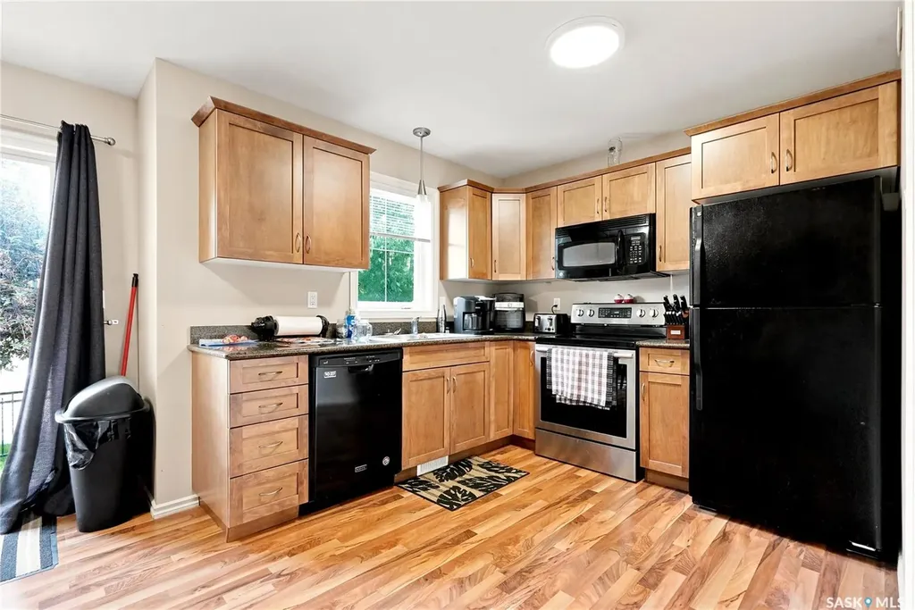 415 Lynd Crescent Saskatoon SK S7T 0C2