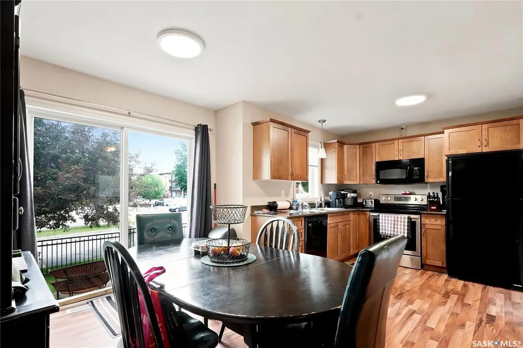 415 Lynd Crescent Saskatoon SK S7T 0C2