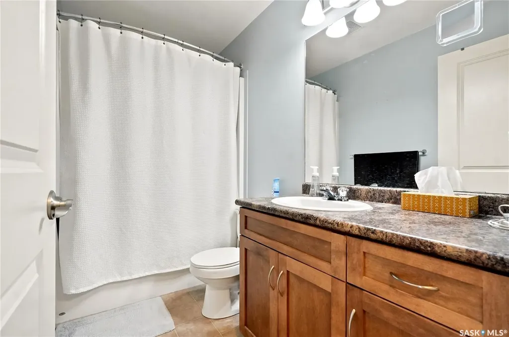 415 Lynd Crescent Saskatoon SK S7T 0C2