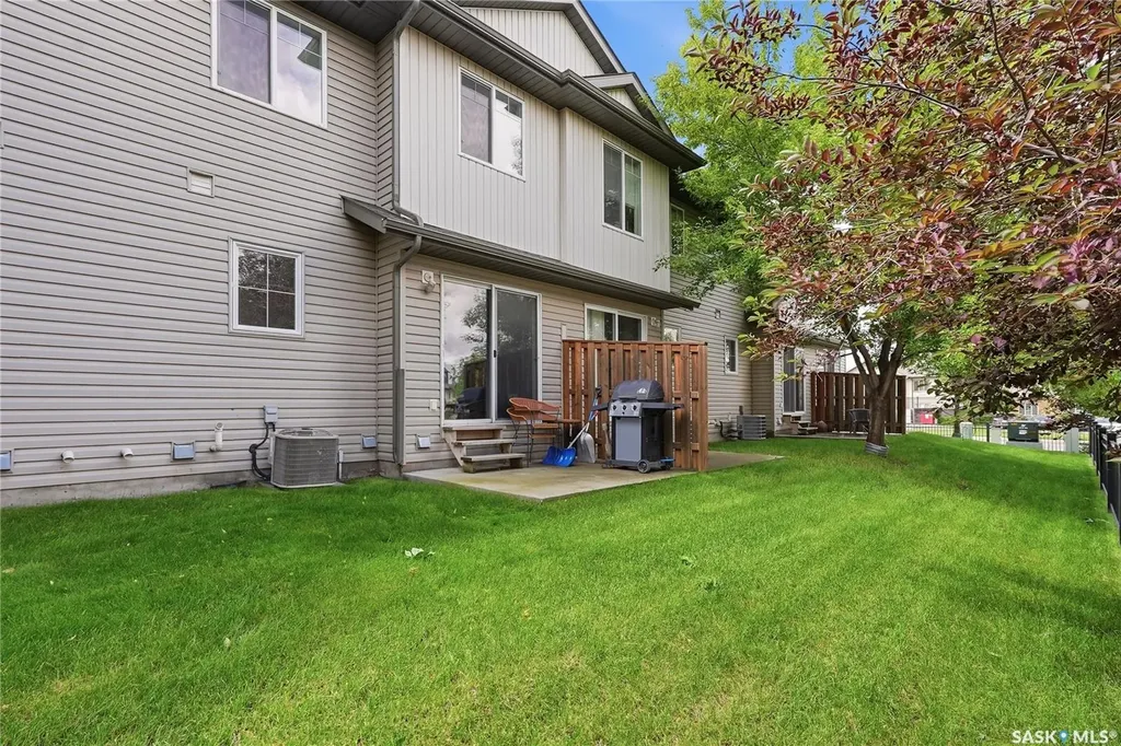 415 Lynd Crescent Saskatoon SK S7T 0C2