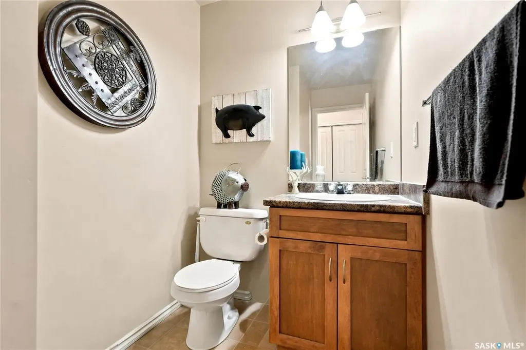 415 Lynd Crescent Saskatoon SK S7T 0C2