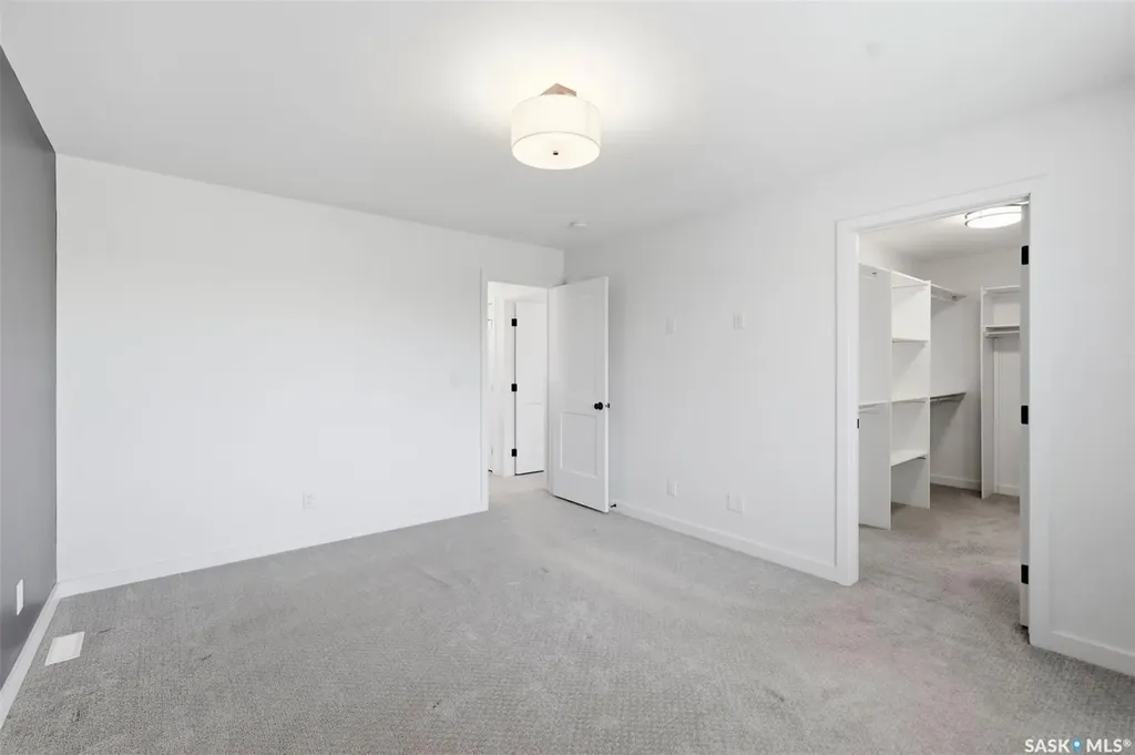 104 Forsey Avenue Saskatoon SK S7W 1C8