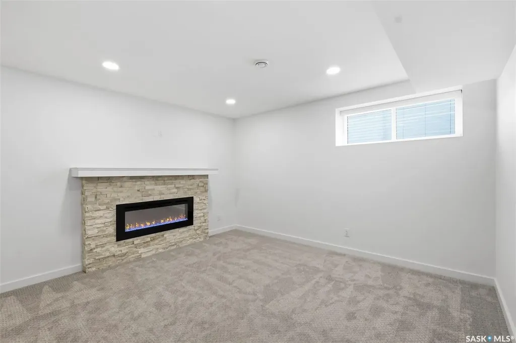 104 Forsey Avenue Saskatoon SK S7W 1C8