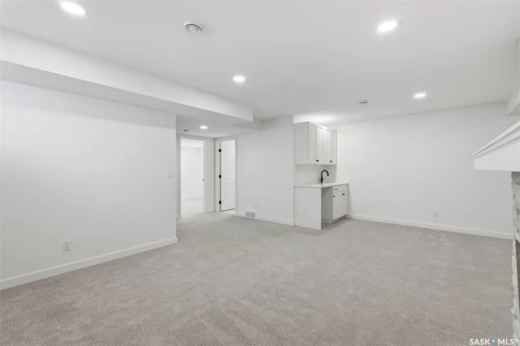 104 Forsey Avenue Saskatoon SK S7W 1C8