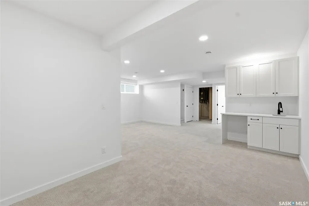 104 Forsey Avenue Saskatoon SK S7W 1C8