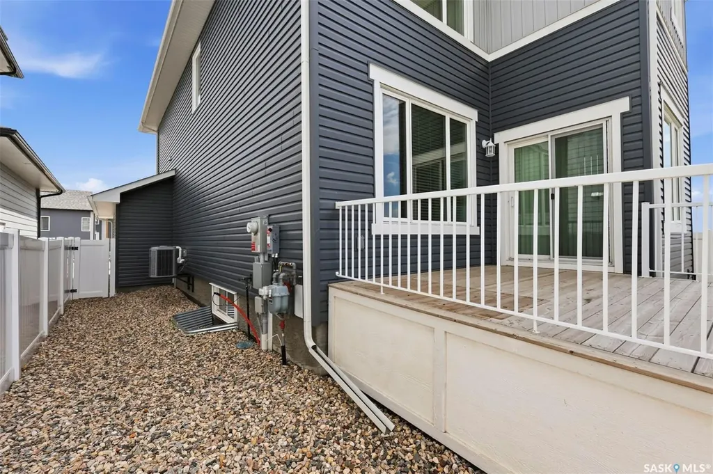 104 Forsey Avenue Saskatoon SK S7W 1C8