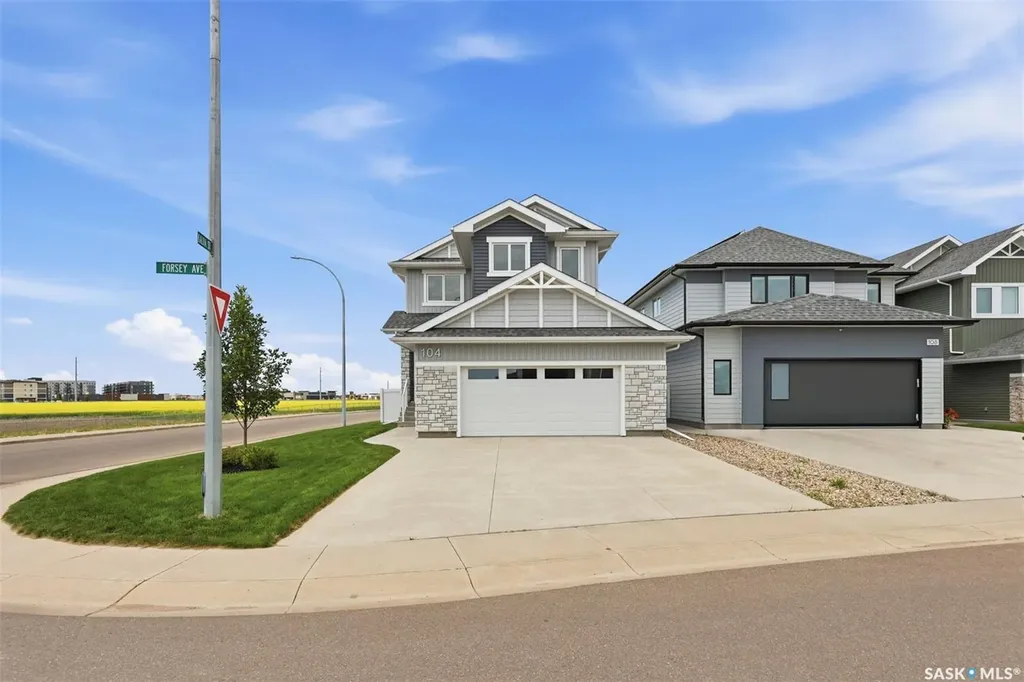 104 Forsey Avenue Saskatoon SK S7W 1C8