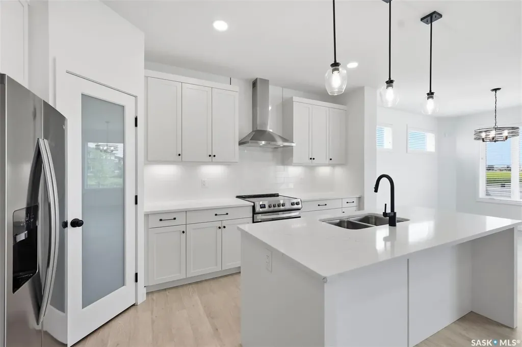 104 Forsey Avenue Saskatoon SK S7W 1C8