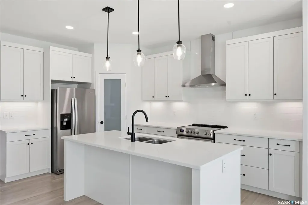 104 Forsey Avenue Saskatoon SK S7W 1C8
