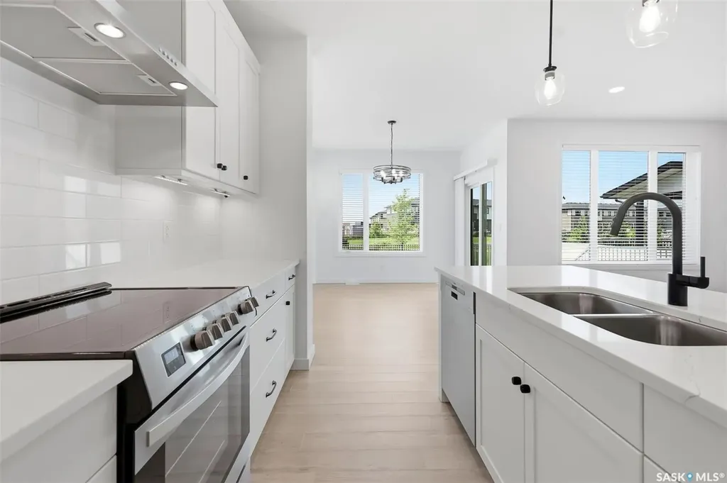 104 Forsey Avenue Saskatoon SK S7W 1C8