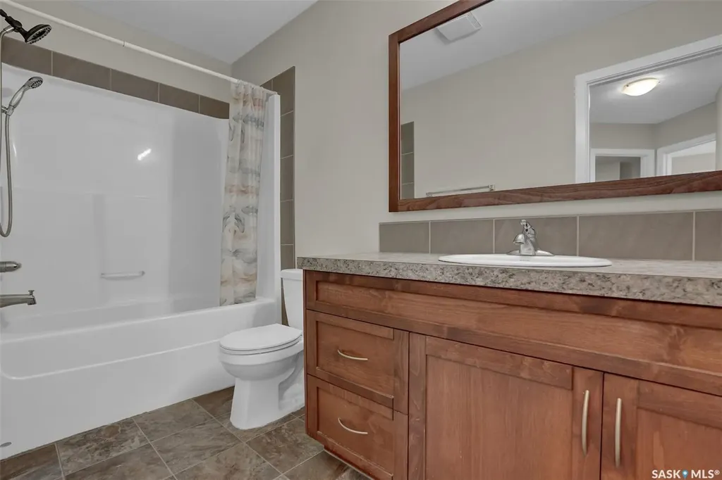 5655 Aerodrome Road Regina SK S4W 0M3