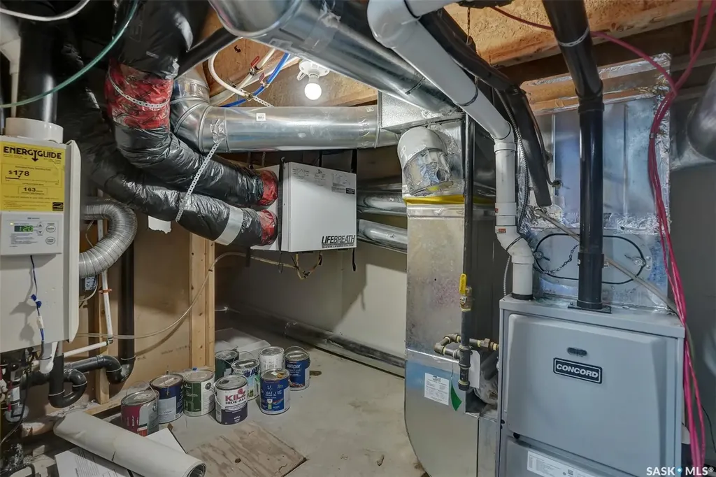 5655 Aerodrome Road Regina SK S4W 0M3