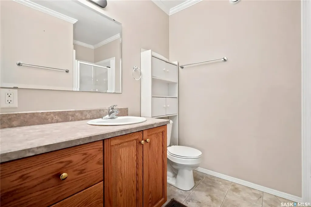 910 1st Street W Assiniboia SK S0H 0B0